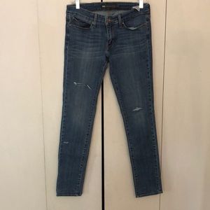 Levi’s Slight Curve Distressed Skinny Jeans